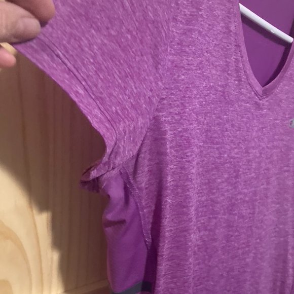 Champion T-Shirt - Picture 3 of 5